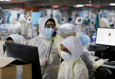مصابون بكورونا يروون قصص إصابتهم: المخالطة هي الخطر الأكبر