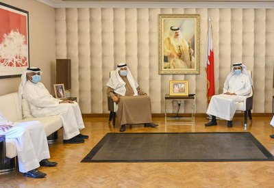 الرميحي يستقبل وفدًا من "البلاد" برئاسة الشعلة