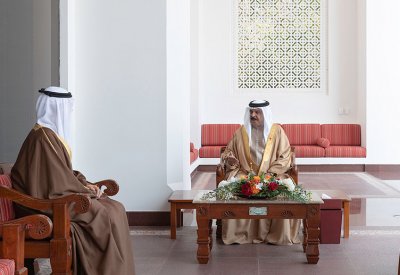 جلالة الملك المفدى يستقبل محافظ المحافظة الجنوبية