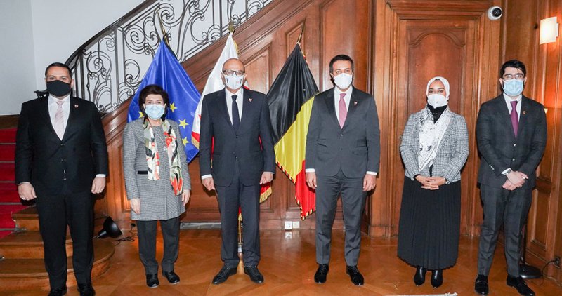 وزير الخارجية يزور مبنى سفارة مملكة البحرين لدى مملكة بلجيكا