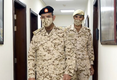 القائد العام يتفقد إحدى وحدات قوة دفاع البحرين