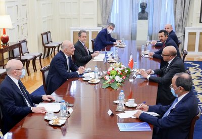 وزير الخارجية يجتمع مع وزير خارجية جمهورية اليونان في مدينة أثينا