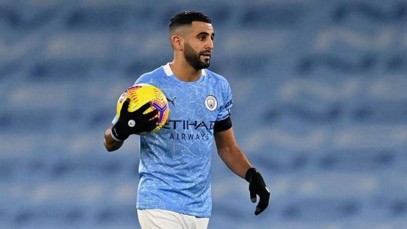 محتال ينفق مبلغا طائلا من حساب النجم الجزائري رياض محرز