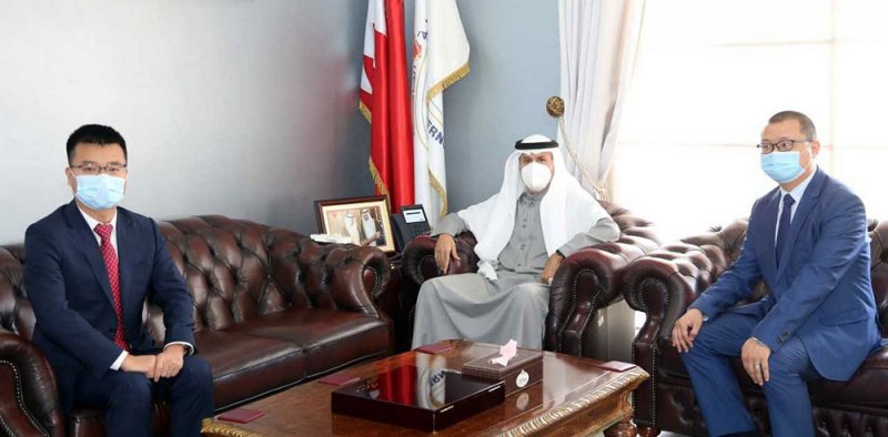 محافظ العاصمة يبحث التعاون المشترك مع الرئيس التنفيذي لـشركة "هواوي البحرين"