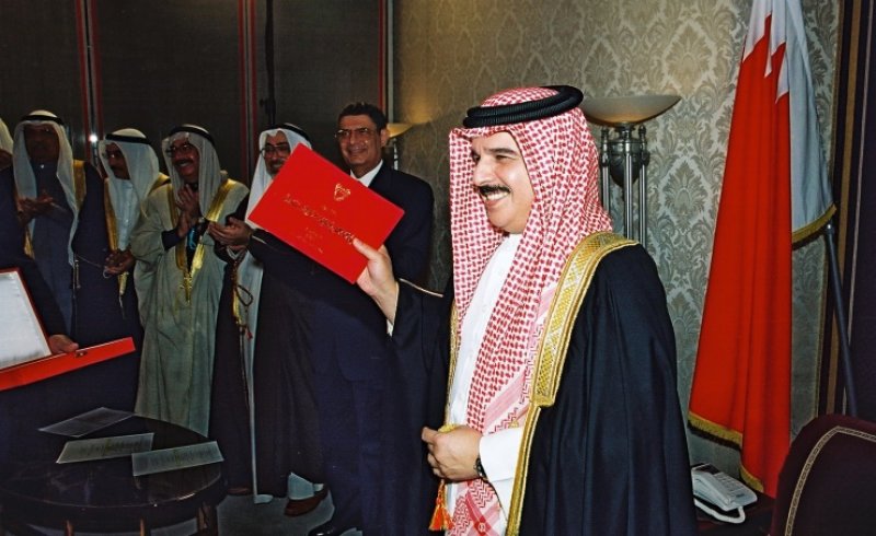 ميثاق العمل الوطني.. عقدان من الإنجازات التنموية الشاملة في ظل العهد الزاهر لجلالة الملك المفدى