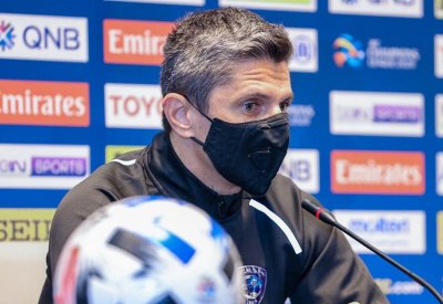 إقالة الروماني رازفان لوتشيسكو من تدريب الهلال