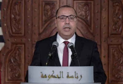 تونس.. رئيس الحكومة يعفي 5 وزراء من مهامهم