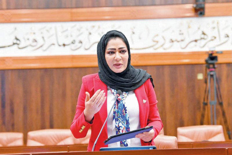 “الشورى”: لاعتماد قانون العمل في عقود البحارة