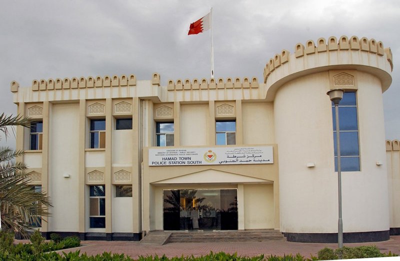 القبض على سائق مركبة (33 عاماً) تعمد الاصطدام بمشاة