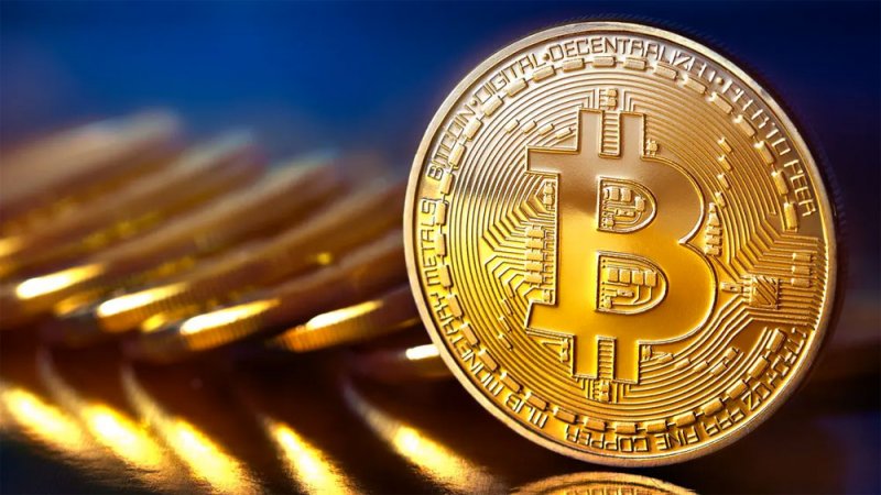 سعر بيتكوين يخترق 51.3 ألف دولار لأول مرة مع تزايد قبولها