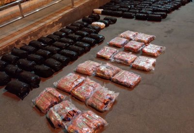 مديرية شرطة محافظة المحرق: القبض على آسيويين لقيامهما بحيازة وبيع السويكة