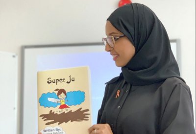 “محاربة السرطان” جويرية الشوملي لمعلماتها: سأردُّ الجميل