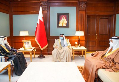 وزير الخارجية يستقبل الأمين العام المساعد لمجلس التعاون المعين للشؤون التشريعية والقانونية