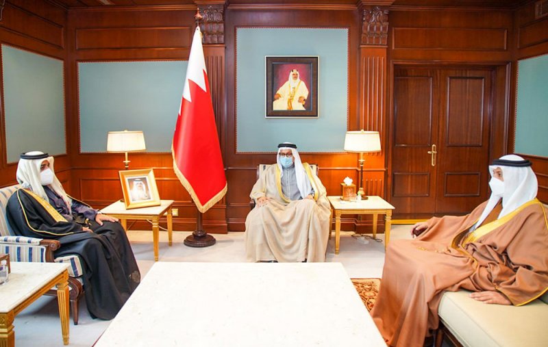 وزير الخارجية يستقبل الأمين العام المساعد لمجلس التعاون المعين للشؤون التشريعية والقانونية