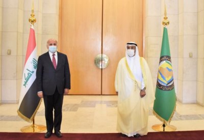 الأمين العام لمجلس التعاون الخليجي يبحث مع وزير الخارجية العراقي تعزيز مسيرة التعاون بين الجانبين
