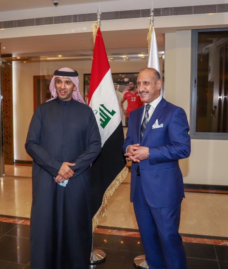 وزير الشباب والرياضة العراقي يزور الاتحاد البحريني لكرة القدم