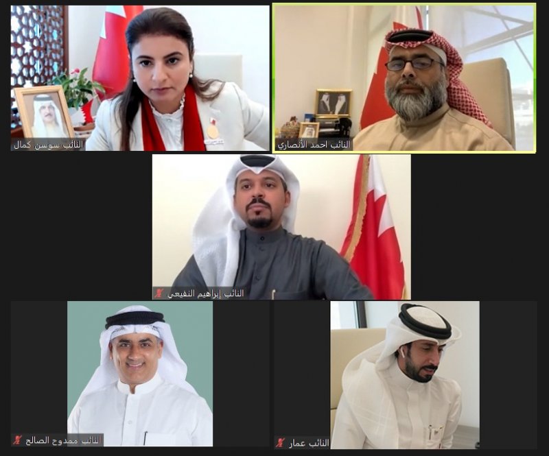 تطوير آلية تسجيل الباحثين عن عمل.. وإنشاء مكتبة عامة في مدينة حمد