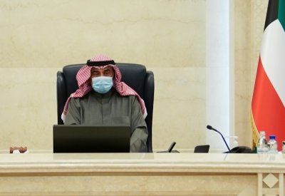 الكويت تقرر إغلاق المنافذ الحدودية والبحرية الاربعاء المقبل