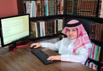 طالب إعدادي يبدع في تصميم الألعاب والمواقع الإلكترونية