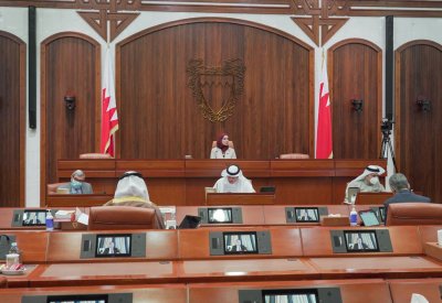 رفض مشروع قانون بشأن هيئة السياحة والمعارض والموافقة على مشروع قانون بشأن الميزانية العامة