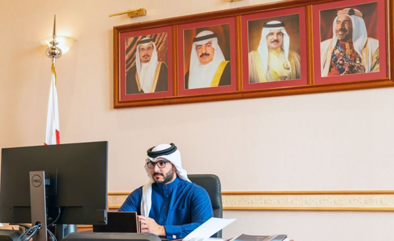 سمو الشيخ عيسى بن سلمان بن حمد يترأس اجتماع الهيئة العليا لنادي راشد للفروسية وسباق الخيل