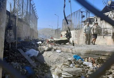وفاة طفل في حريق بمخيّم للاجئين في اليونان