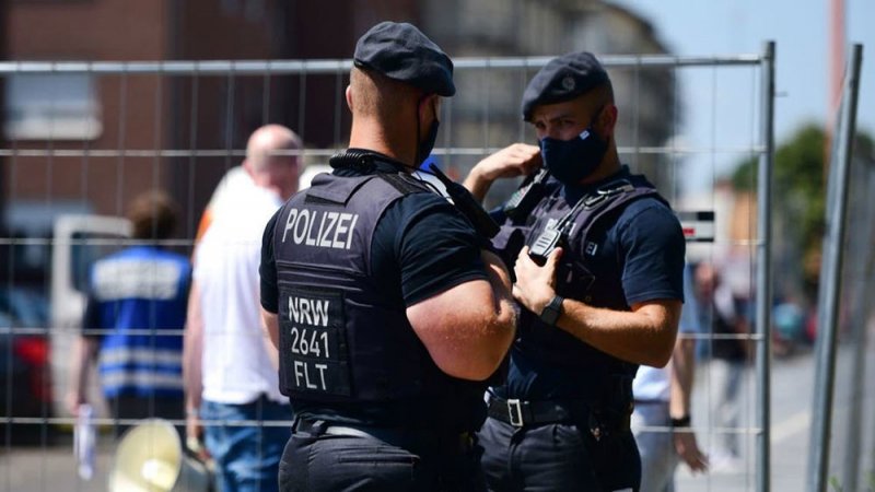 بعد سجن العقل المدبر لداعش.. حملة مداهمات واسعة ضد المتطرفين في ألمانيا