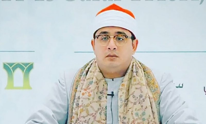 تحرك عاجل ضد شيخ مصري حلم برؤية “الذات الإلهية”