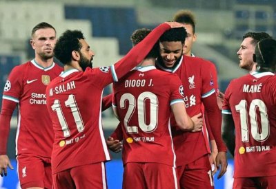 تقرير بريطاني يكشف رواتب نجوم ليفربول.. كم يتقاضى صلاح؟