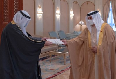 جلالة الملك المفدى يتسلم رسالة خطية من سمو أمير دولة الكويت