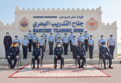 نائب قائد خفر السواحل يفتتح "الدورة التخصصية السابعة عشرة في العلوم البحرية"