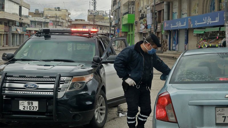 "عزومة" تطيح بوزيرين في الأردن.. 9 في عشاء