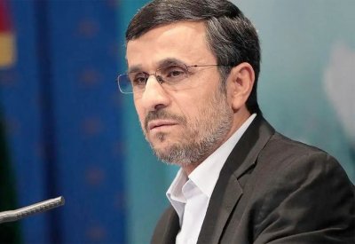 أحمدي نجاد يتلمس رأسه.. قد يغتالوني ويمشوا بجنازتي!