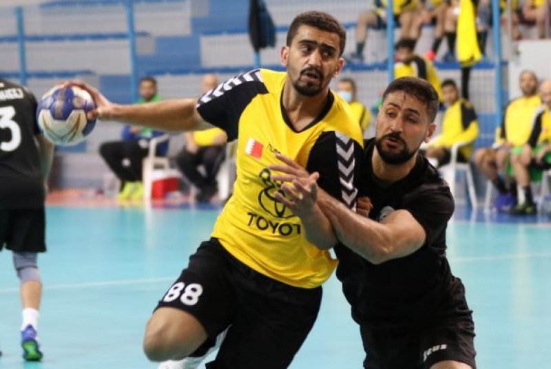الأهلي يكسب سماهيج بدوري اليد