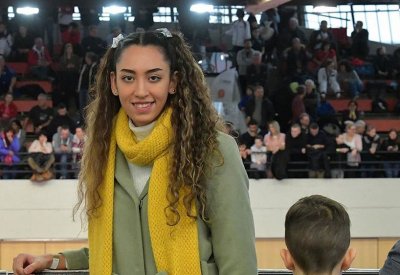 بطلة إيرانية تقرر تمثيل فريق اللاجئين في أولمبياد طوكيو