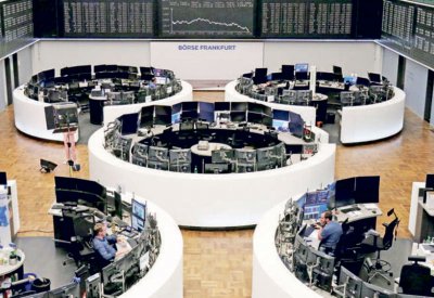 الأسهم الأوروبية تغلق مرتفعة مع استقرار أسواق السندات