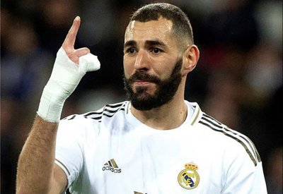 ريال مدريد مهدد بخسارة بنزيما في الديربي