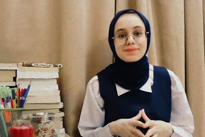 طالبة تحصد المراكز الأولى في تحدي القراءة العربي رغم ظروفها الصحية