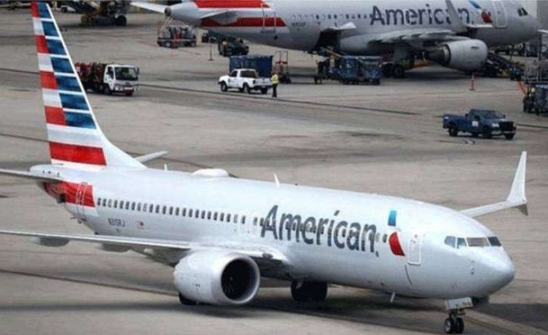 طائرة 737 ماكس لأمريكان أيرلاينز تعلن حالة الطوارئ بعد إغلاق محرك وهبوطها بسلام