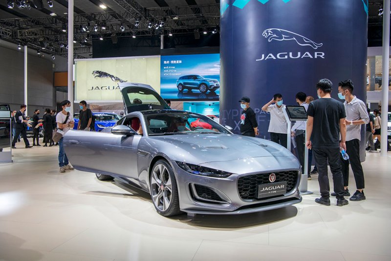 F-TYPE الجديدة.. اكثر تطورا