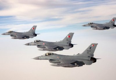 قوة دفاع البحرين تشارك في التمرين الجوي المشترك علم الصحراء/6