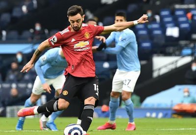 يونايتد ينهي سلسلة انتصارات السيتي في ملعب الاتحاد