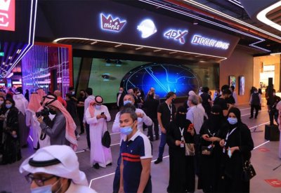 نفاد تذاكر السينما بعد عودة دور العرض بالسعودية