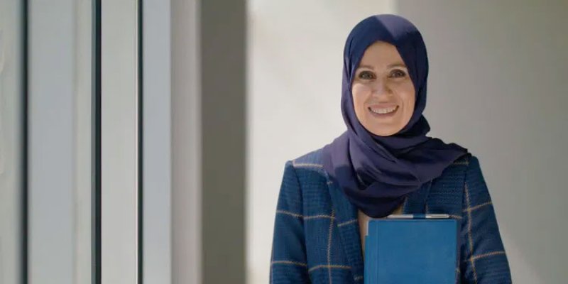 رئيسة جامعة مسقط تستقيل لتولي رئاسة جامعة بالبحرين