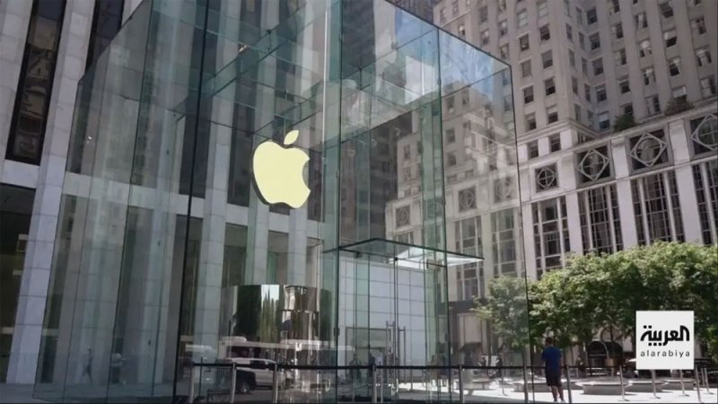 هذا الهاتف من "أبل" يخفض طلبات تصنيع "أيفون" 20%
