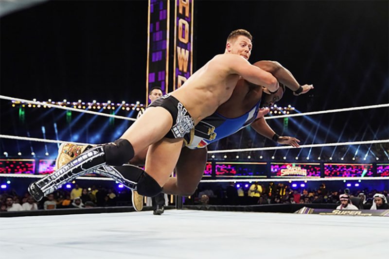 كبار نجوم WWE يستحضرون مشاركتهم في  السعودية