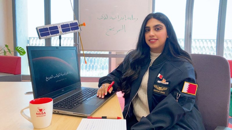 الهيئة الوطنية لعلوم الفضاء تحاضر في مدرسة الرفاع الشرقي الأعدادية للبنات