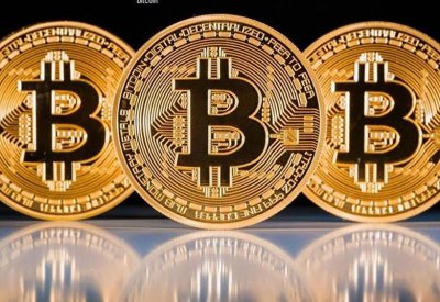 بيتكوين تتجاوز لأول مرة عتبة 60 ألف دولار