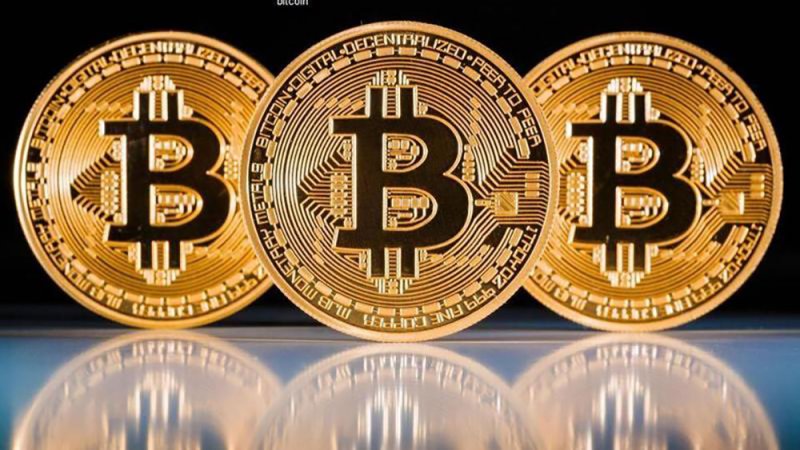 بيتكوين تتجاوز لأول مرة عتبة 60 ألف دولار