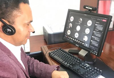 تدريب 449 مدير ومعلم واختصاصي على تطوير الإنجاز الأكاديمي بالمدارس
